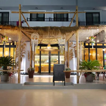 Hotel Saly